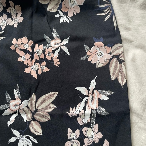 Jules & Leopold Floral Pencil Skirt - Picture 2 of 3